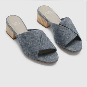 NWOB EILEEN FISHER Ruche Chambray Slide
Blue Cotton and Hemp Block Heel Size 8
